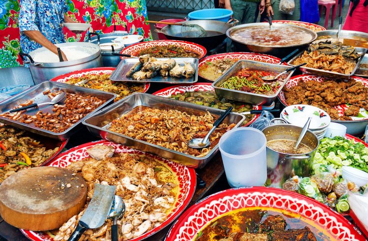 Interesting Facts about street food that you never knew! - FactsWOW