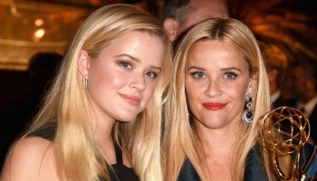 Mothers and daughters of celebrities of the same age