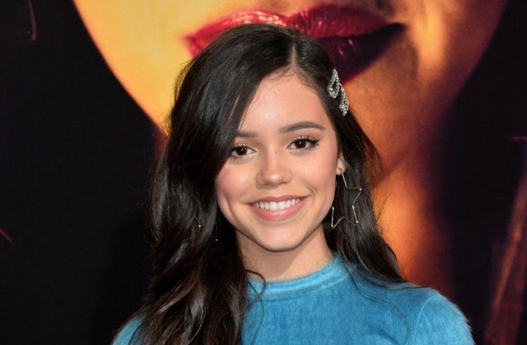 Interesting tidbits about Jenna Ortega's acting career and her Networth ...