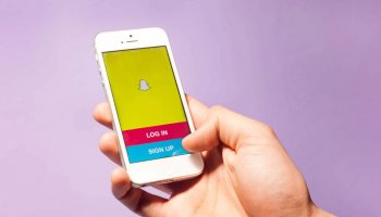 Snapchat: What Does A Blue Ring Around A Story Mean?