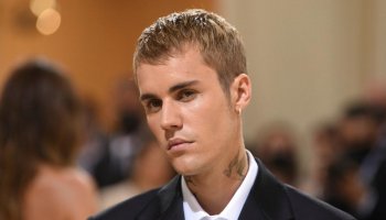 Ramsay Hunt Syndrome forces Justin Bieber to postpone the U.S. leg of the Justice World Tour.