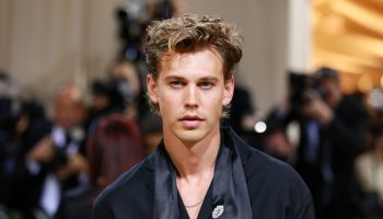 The truth about Elvis' chest hair is revealed by Austin Butler