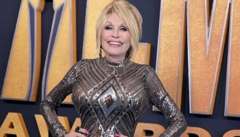 More news and dolly parton's updated take on 'jolene'
