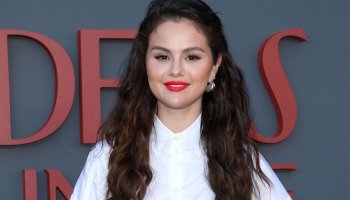 During the warmer months, Selena Gomez like to use a $12 detangler