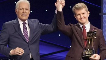  Alex Trebek's hosting news is broken on 'Jeopardy!' star Ken Jennings 