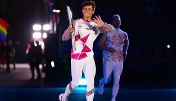 Tom Daley opposes criminalizing homosexuality during Commonwealth Games opening ceremony