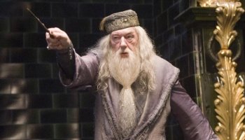 In 2007, Harry Potter created a plot hole for Dumbledore (& No One Noticed)