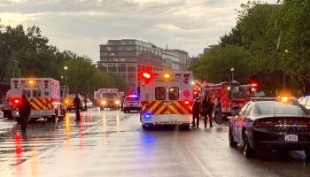 Lightning strike! Near the White House, the strike causes two dead and 2 in critical condition!