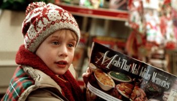 Is Home Alone (1990 ) on Netflix ?