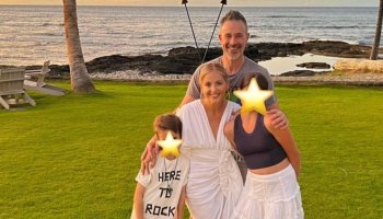 Sarah Michelle Gellar enjoys tropical getaway with family