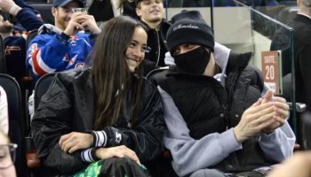 New York’s Rangers Game had Pete Davidson and Chase Sui Wonders holding hands.