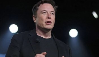 Elon Musk Called Mark Zuckerberg A ‘chicken’ For Calling Off The Cage Match!