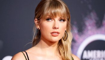  Fruition of Taylor Swift: from wunderkind to pop star, from Daring to Flawless