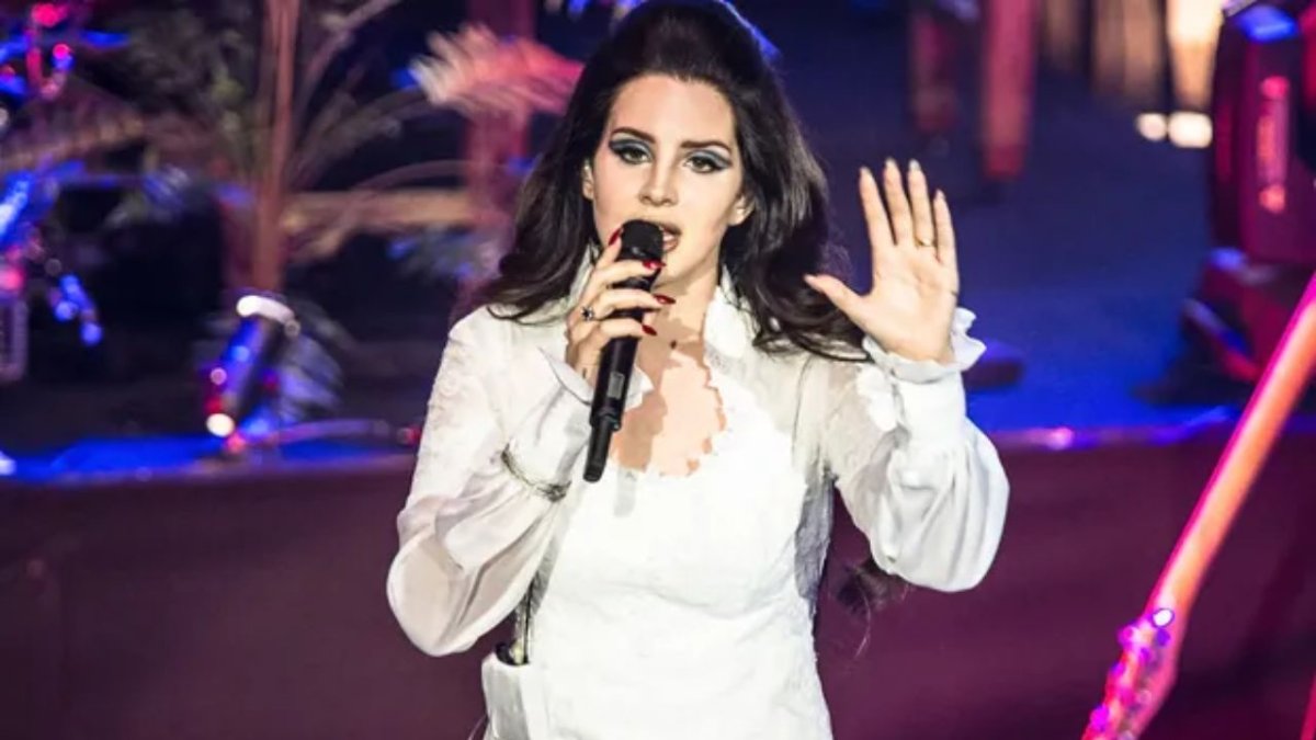 Live In Texas: See Lana Del Rey Like Never Before