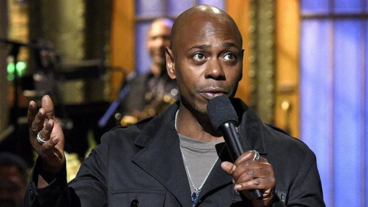 How the guests celebrated Chappelle’s 50th birthday at midnight