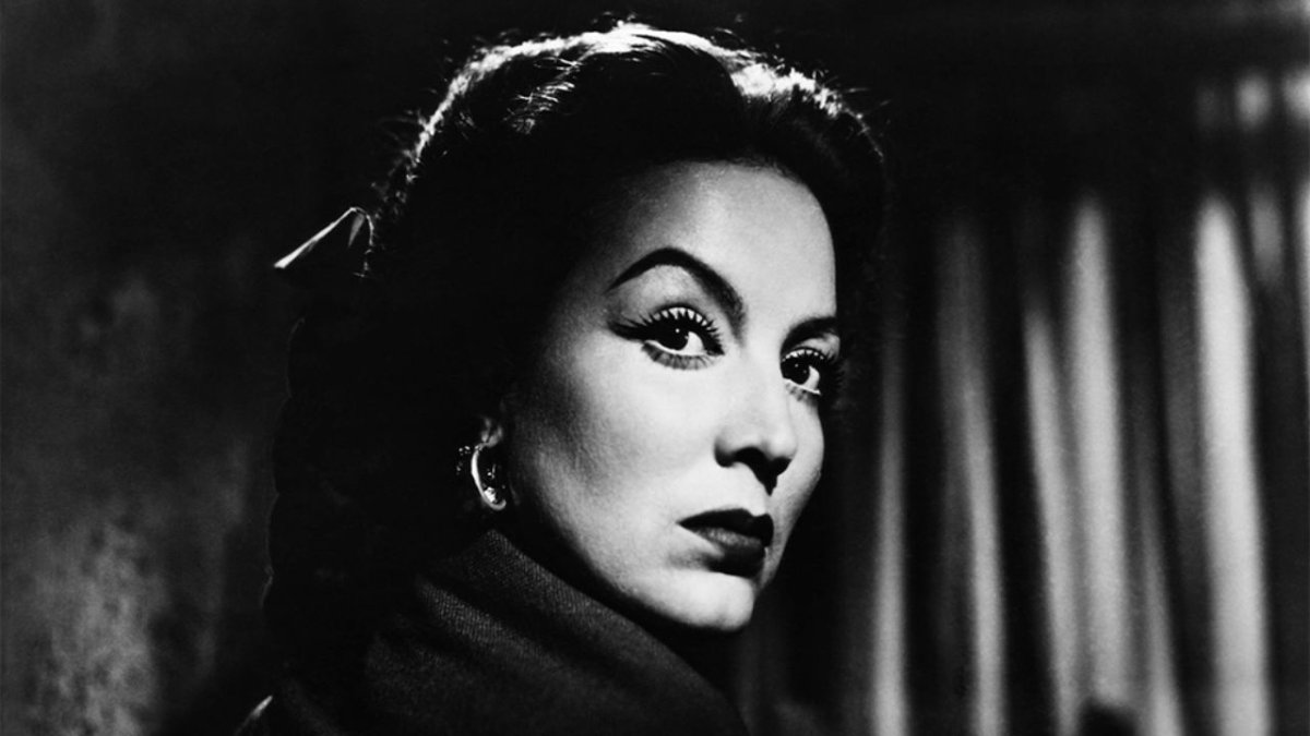Who was María Félix and why was she an icon?