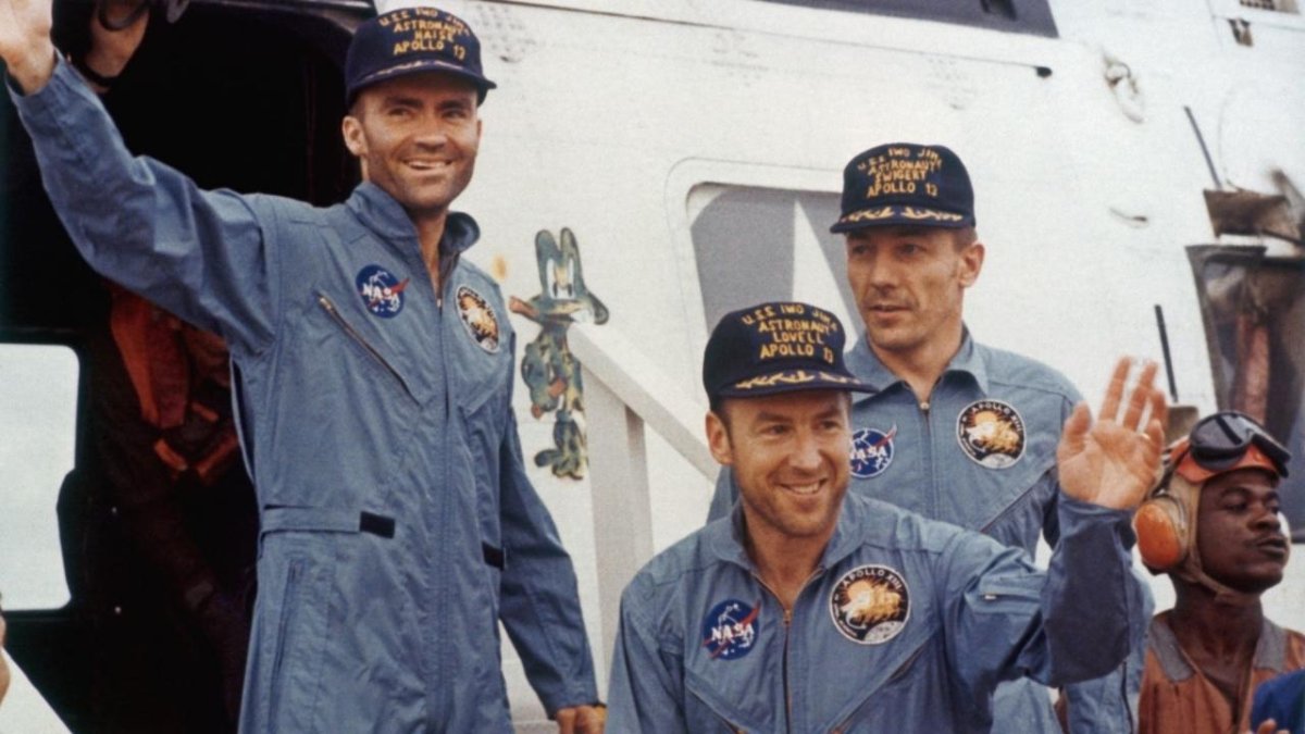 Jim Lovell in Apollo 13 (1995)