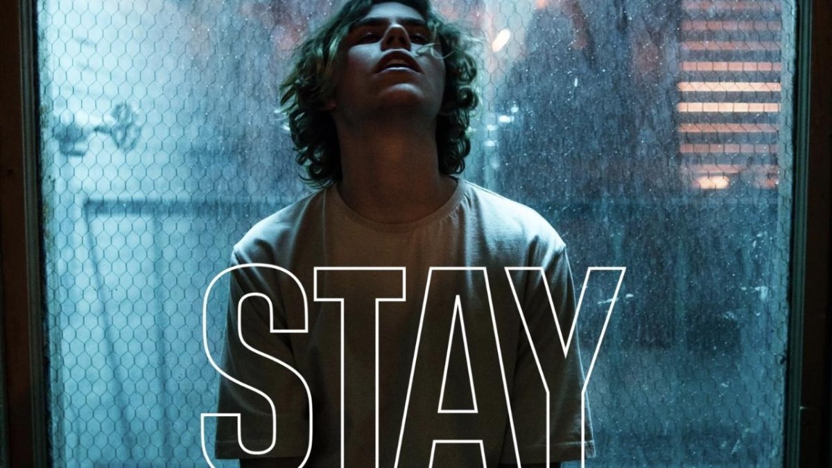 Stay (2022)