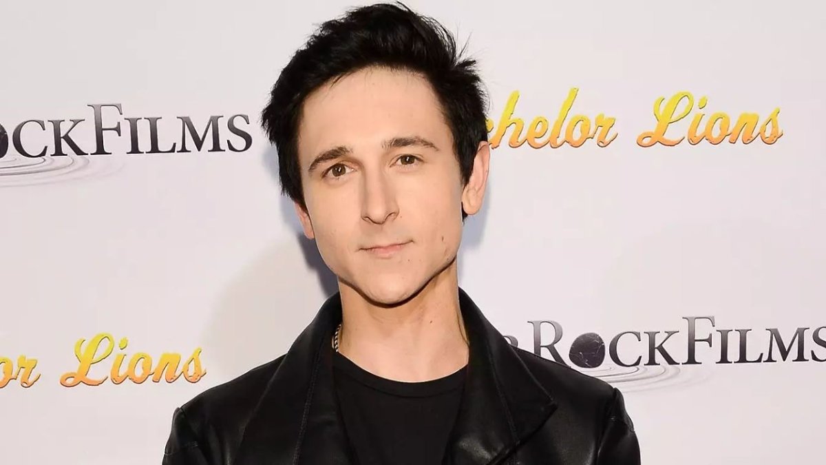  Hannah Montana Actor Mitchel Musso Speaks Out After Arrest For Alleged Public Drunkenness And Stealing A Bag Of Chips: i Was Absolutely Not Drunk And There Was No Theft